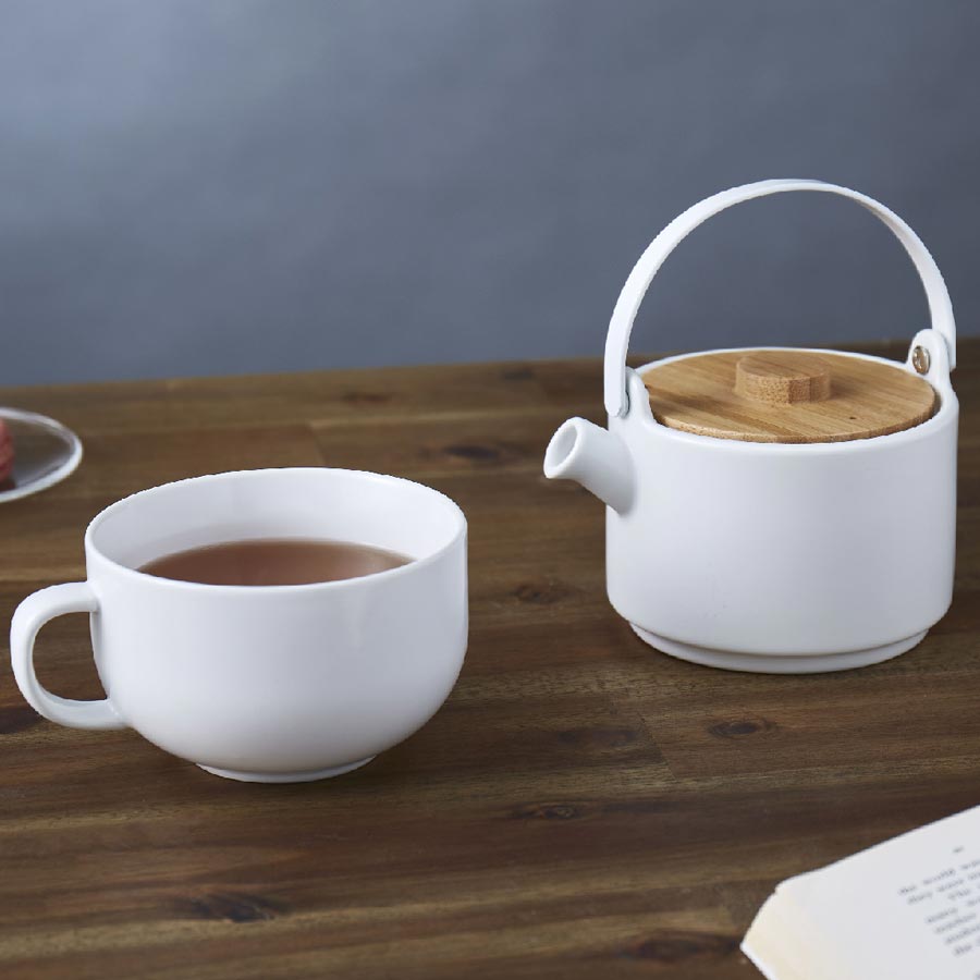 Leaf & Bean White Teapot For One with Infuser (400ml) | Koop.co.nz