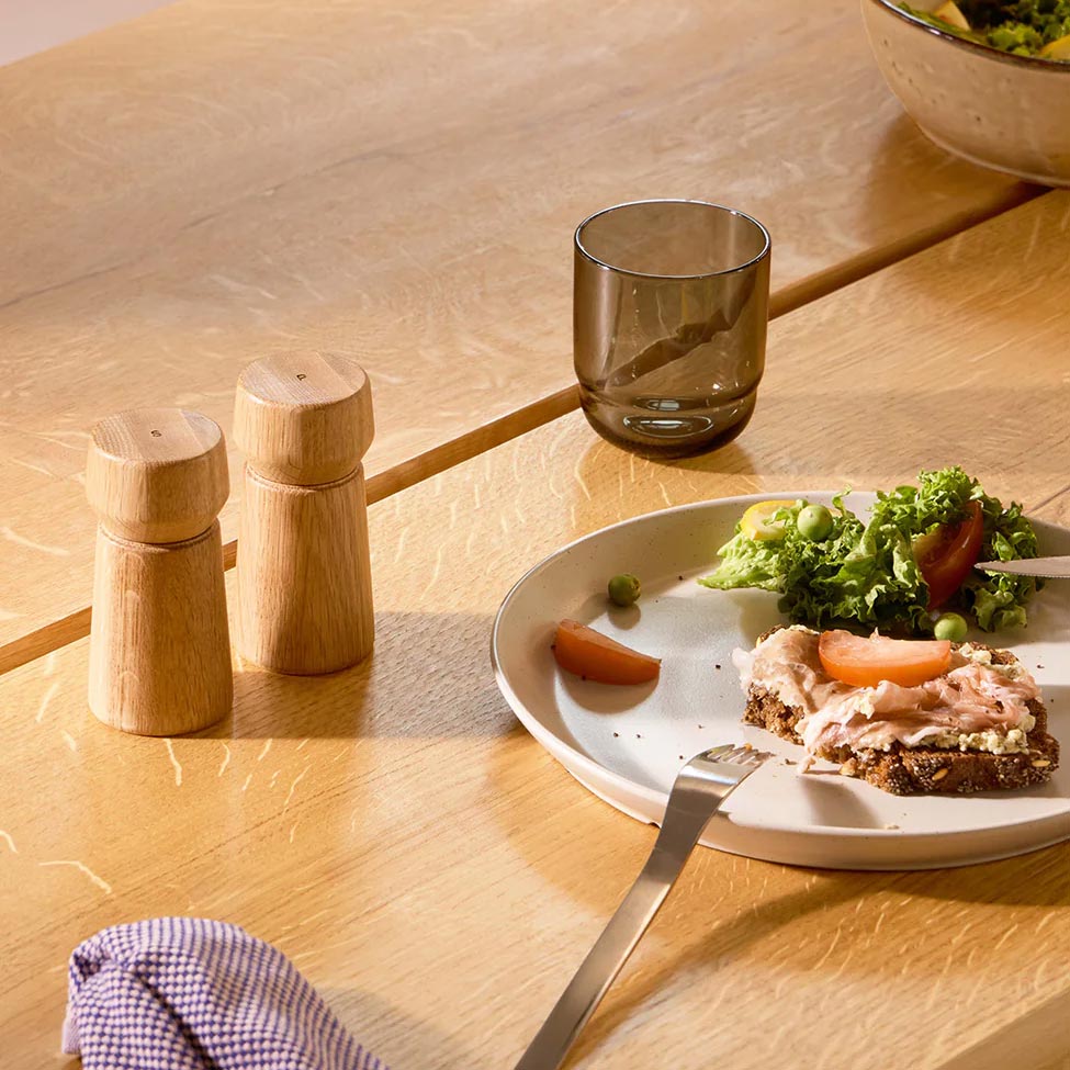 Amsterdam Salt & Pepper Mill Set - Natural Oak (11cm)