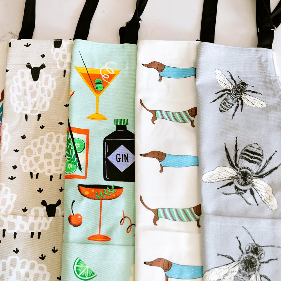 Allgifts Sketch Bee Apron | Koop.co.nz