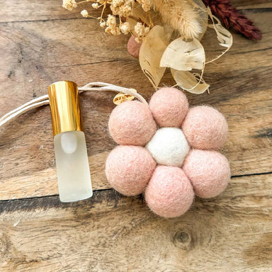 Store17 NZ Wool Daisy Hanging Air Freshener | Koop.co.nz