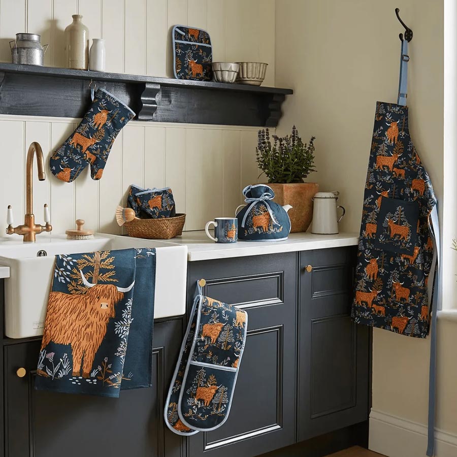 Connie The Cow Double Oven Glove