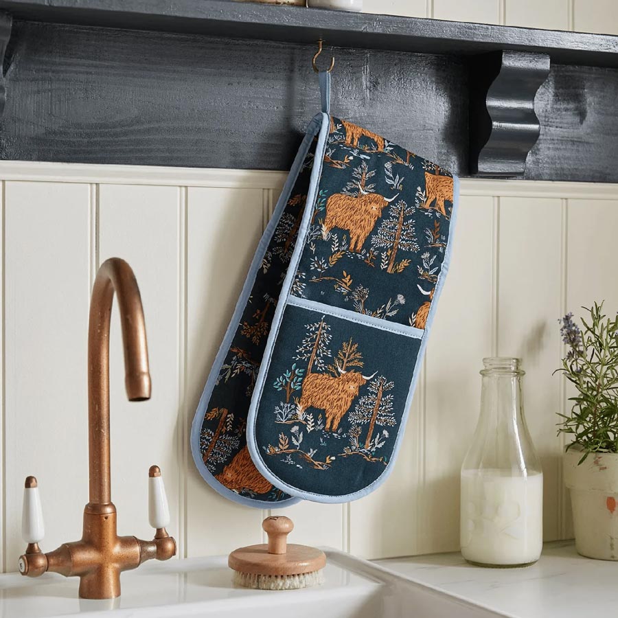 Connie The Cow Double Oven Glove