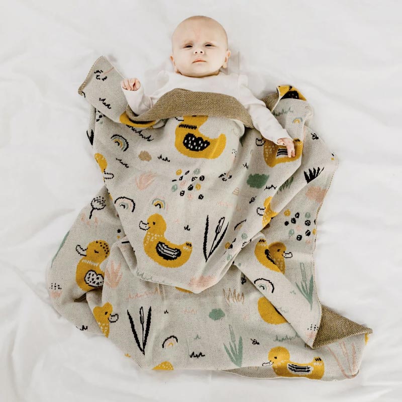 Di Lusso Living Daffy Duck Baby Blanket Cotton Baby Blankets NZ Baby Gifts NZ KOOP — Koop